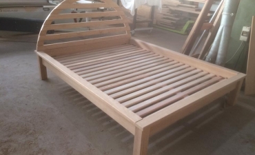 Lit en bois sur mesure