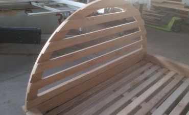 Lit en bois sur mesure