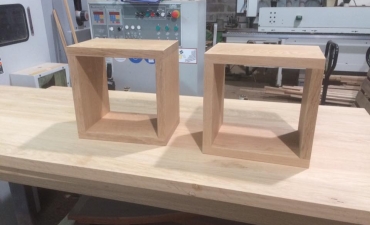 Table De Chevet En Chene Massif Fixations Invisibles